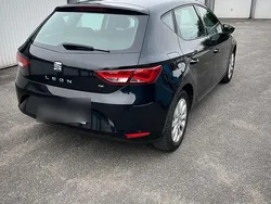 Schwarz Gebraucht 2013 Seat Leon Limousine | 5.500 € (Fairer Preis)