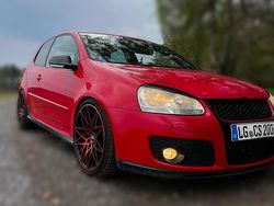 Rot Gebraucht 2006 VW Golf V GTI Kleinwagen | 2.500 € (Superpreis)