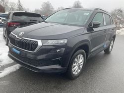 Black magic perleffekt Neu 2026 Skoda Karoq Selection SUV | 34.495 € (Fairer Preis)