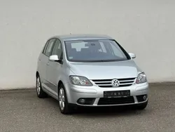 Silber Gebraucht 2006 VW Golf Plus Comfortline Van / Kleinbus | 1.790 € (Guter Preis)
