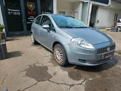 Grau Gebraucht 2009 Fiat Punto Kleinwagen | 2.290 € (Fairer Preis)