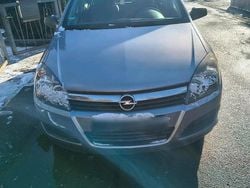 Grau Gebraucht 2005 Opel Astra Limousine | 800 € (Superpreis)