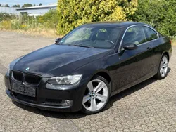 Schwarz Gebraucht 2010 BMW 325 Comfort Edition Coupé | 4.950 €