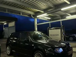 Schwarz Gebraucht 2001 VW Golf IV Limousine | 3.500 €