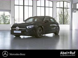 Lack kosmosschwarz (metallic) Gebraucht 2019 Mercedes A250 Edition Limousine | 25.949 € (Guter Preis)