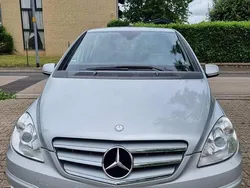 Grau Gebraucht 2010 Mercedes B160 Van / Kleinbus | 4.700 € (Fairer Preis)