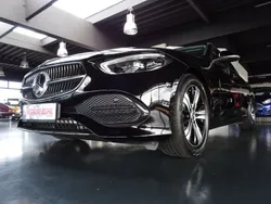 Schwarz Gebraucht 2021 Mercedes C220 Avantgarde Limousine | 33.990 € (Fairer Preis)