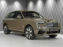 Grau Neu 2025 Rolls Royce Cullinan SUV | 535.203 €