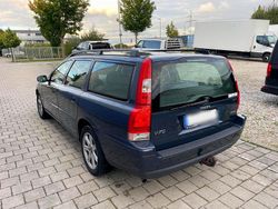 Blau Gebraucht 2005 Volvo V70 Kombi | 3.500 €