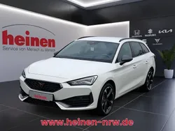 Weiß Gebraucht 2022 Cupra Leon Kombi | 24.509 € (Guter Preis)