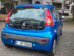 Blau Gebraucht 2009 Peugeot 107 Filou Kleinwagen | 2.500 € (Fairer Preis)