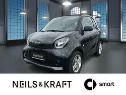 Schwarz Gebraucht 2021 Smart ForTwo Electric Drive Coupé | 10.680 € (Etwas zu teuer)