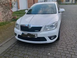 Weiß Gebraucht 2012 Skoda Octavia RS Kombi | 7.300 € (Etwas zu teuer)
