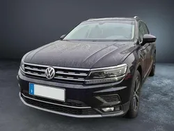 Deep black perleffekt Gebraucht 2018 VW Tiguan Highline SUV | 18.990 € (Fairer Preis)