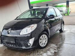 Schwarz Gebraucht 2009 Renault Twingo Kleinwagen | 4.580 € (Teuer)