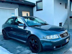 Grau Gebraucht 2002 Audi S3 Limousine | 8.850 € (Guter Preis)