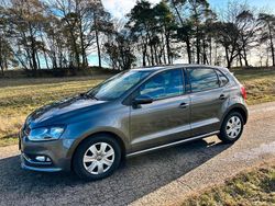 Grau Gebraucht 2015 VW Polo Kleinwagen | 10.900 € (Fairer Preis)