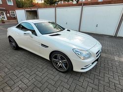 Weiß Gebraucht 2011 Mercedes SLK350 Cabrio | 22.000 € (Fairer Preis)