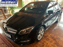 Schwarz Gebraucht 2018 Mercedes B180 Urban Van / Kleinbus | 18.750 € (Fairer Preis)