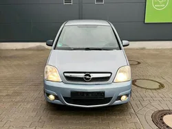 Silber Gebraucht 2007 Opel Meriva Van / Kleinbus | 2.499 €