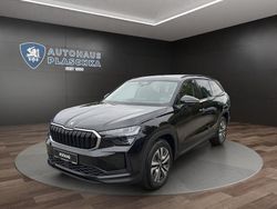 Blackmagic perleffekt (schwarz) Neu 2025 Skoda Kodiaq Selection SUV | 53.125 € (Teuer)