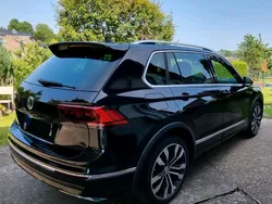 Schwarz Gebraucht 2018 VW Tiguan Highline SUV | 28.470 € (Teuer)