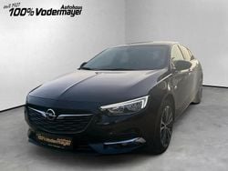 Tiefsee blau (metallic) Gebraucht 2018 Opel Insignia Dynamic Limousine | 16.590 € (Fairer Preis)