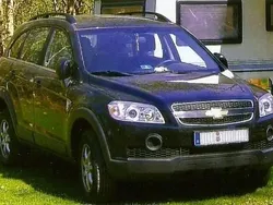Schwarz metallic Gebraucht 2008 Chevrolet Captiva LS SUV | 11.500 €
