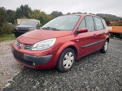 Rot Gebraucht 2006 Renault Scénic II Dynamique Van / Kleinbus | 1.350 € (Guter Preis)