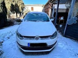 Weiß Gebraucht 2015 VW Polo Kleinwagen | 6.100 € (Guter Preis)
