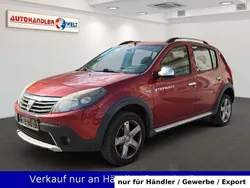 Rot Gebraucht 2012 Dacia Sandero Stepway Kleinwagen | 2.399 € (Teuer)