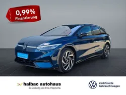 Aquamarinblau metallic Gebraucht 2024 VW ID.7 Pro Limousine | 55.420 € (Teuer)
