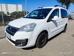 Weiß Gebraucht 2017 Peugeot Partner Tepee Allure Van / Kleinbus | 6.499 € (Guter Preis)