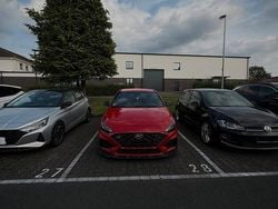 Rot Gebraucht 2023 Hyundai i30 Limousine | 27.000 € (Guter Preis)