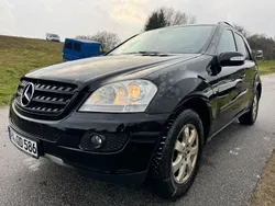 Schwarz Gebraucht 2007 Mercedes ML320 SUV | 6.999 € (Guter Preis)