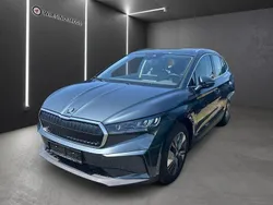 Grau Gebraucht 2021 Skoda Enyaq iV Loft SUV | 25.790 € (Guter Preis)