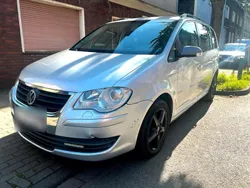 Grün Gebraucht 2007 VW Touran Van / Kleinbus | 1.900 € (Guter Preis)