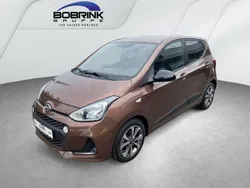 Braun Gebraucht 2018 Hyundai i10 Passion Plus Kleinwagen | 9.690 € (Fairer Preis)