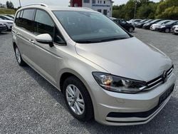 Silber Gebraucht 2024 VW Touran Van / Kleinbus | 31.879 € (Guter Preis)