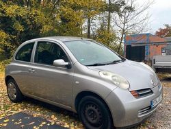 Silber Gebraucht 2004 Nissan Micra Kleinwagen | 800 € (Superpreis)