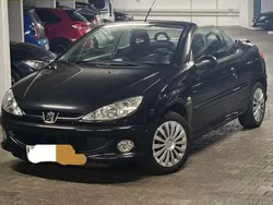 Schwarz Gebraucht 2005 Peugeot 206 Platinum Cabrio | 2.290 € (Fairer Preis)