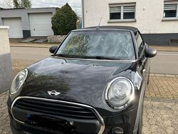 Schwarz Gebraucht 2017 Mini ONE Kleinwagen | 10.000 € (Fairer Preis)