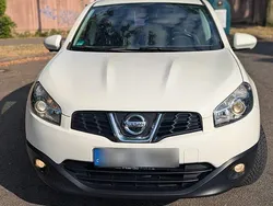 Weiß Gebraucht 2013 Nissan Qashqai 360º SUV | 8.250 € (Fairer Preis)
