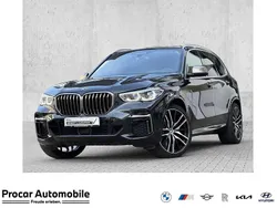 Saphirschwarz Gebraucht 2022 BMW X5 M SUV | 69.880 € (Etwas zu teuer)