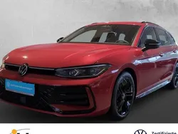 Rot Gebraucht 2025 VW Passat Style Kombi | 44.570 € (Guter Preis)