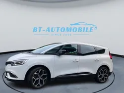 Weiß Gebraucht 2023 Renault Scénic IV Techno Van / Kleinbus | 24.990 €