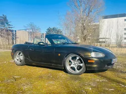 Gold Gebraucht 1998 Mazda MX5 Cabrio | 2.100 €