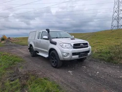 Silber Gebraucht 2011 Toyota HiLux SR5 Abholung | 14.000 €