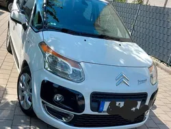 Weiß Gebraucht 2012 Citroën C3 Picasso Tendance Van / Kleinbus | 3.900 € (Superpreis)