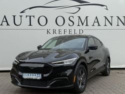 Schwarz Gebraucht 2022 Ford Mustang Mach-E SUV | 27.500 € (Guter Preis)